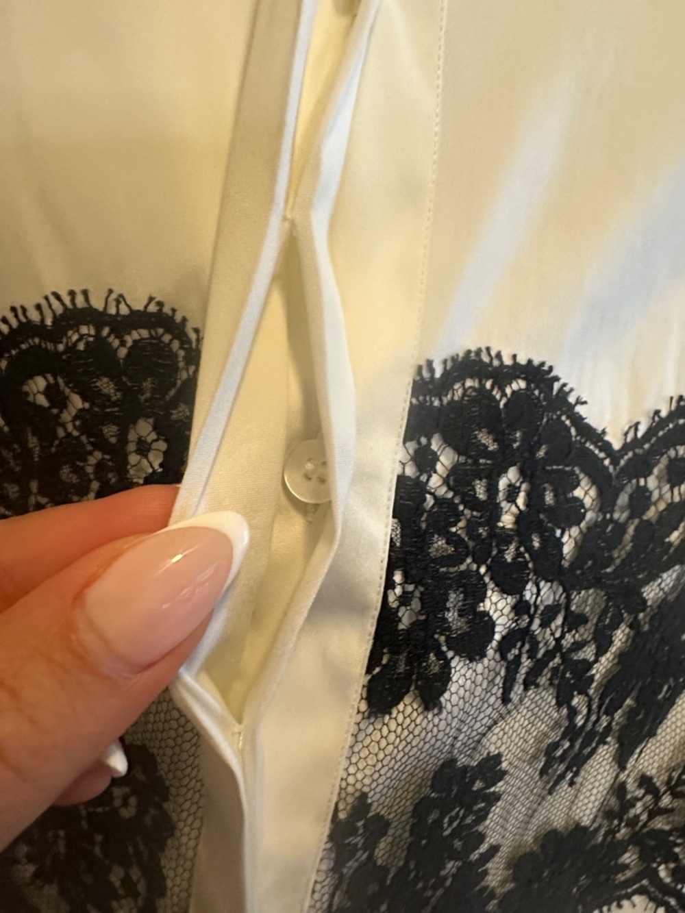 Valentino White Black Lace-Trim Silk Button-Up Blouse Top Size S - Picture 5 of 7